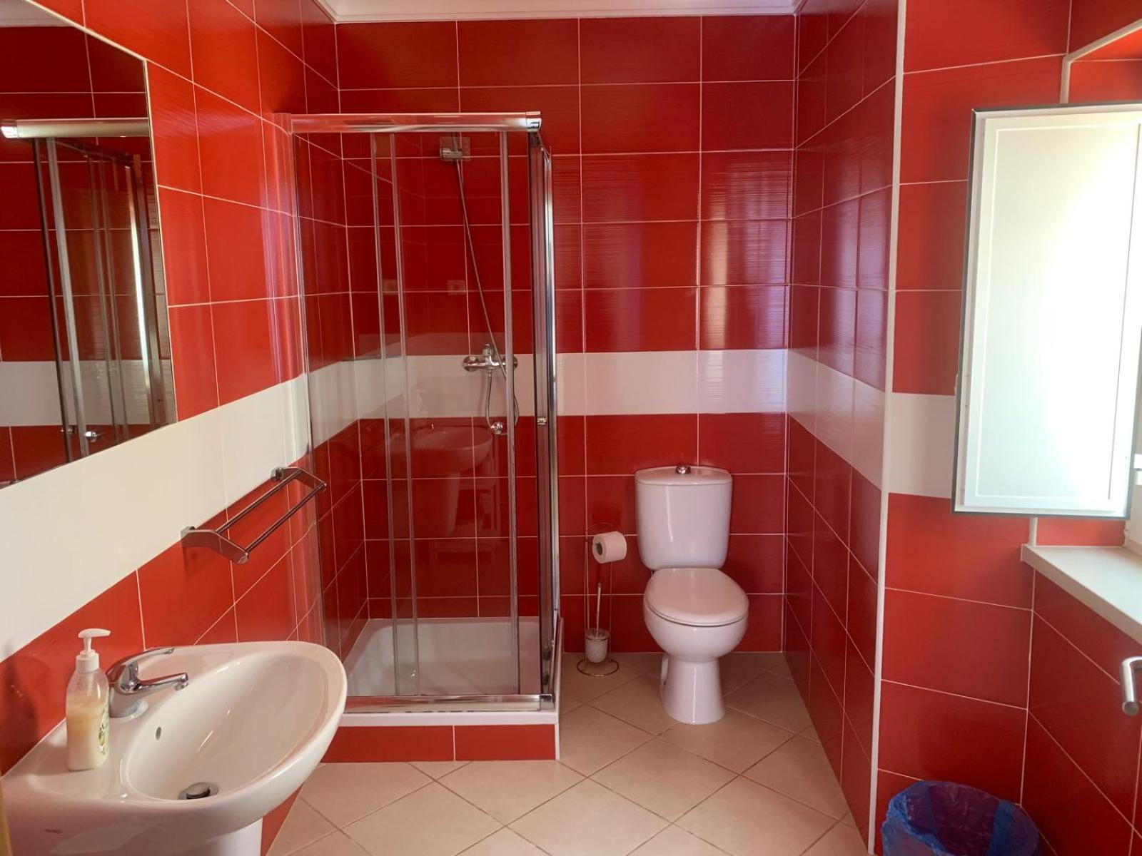Blue Moon Guesthouse Lagos Bagian luar foto